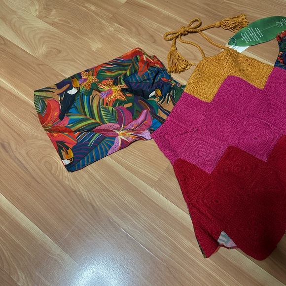 FARM Rio Multicolor Tropical Top - Picture 4 of 8